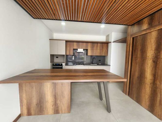 Apartamento de 2 alcobas en arriendo en El Poblado, Medellín, 100 m² · foto 5 de 15