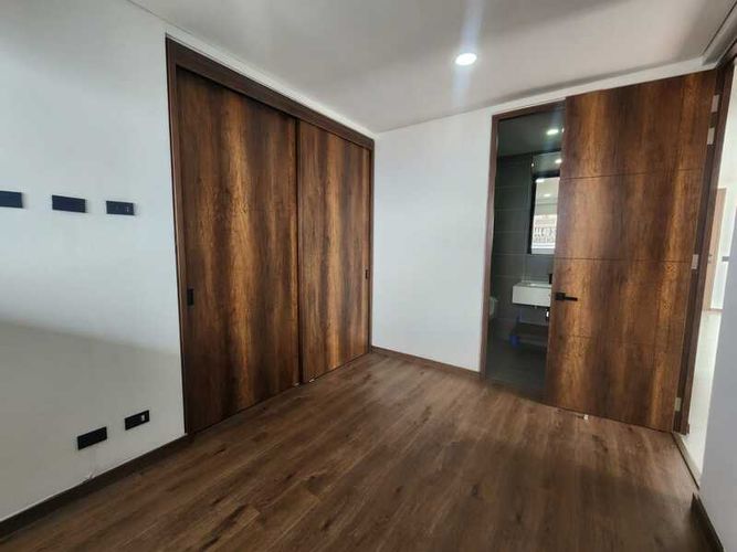 Apartamento de 2 alcobas en arriendo en El Poblado, Medellín, 100 m² · foto 8 de 15