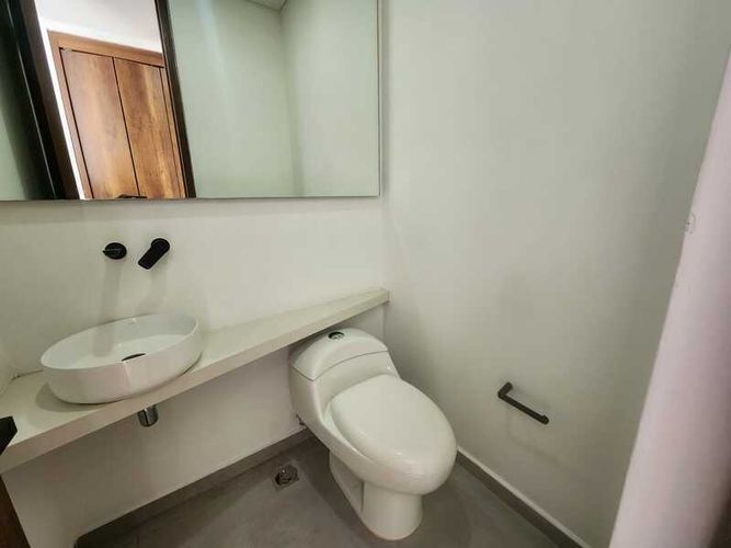 Apartamento de 2 alcobas en arriendo en El Poblado, Medellín, 100 m² · foto 10 de 15