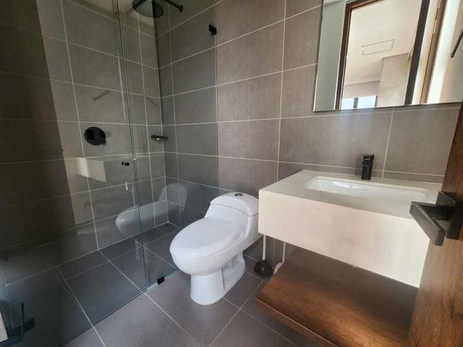 Apartamento de 2 alcobas en arriendo en El Poblado, Medellín, 100 m² · foto 12 de 15