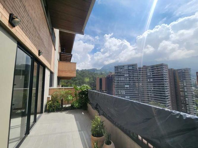 Apartamento de 2 alcobas en arriendo en El Poblado, Medellín, 100 m² · foto 15 de 15