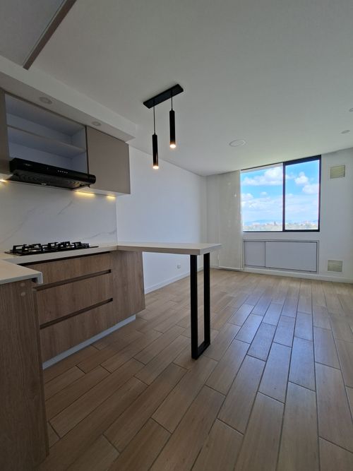 Apartamento de 1 alcoba en arriendo en Centro Comercial Mazuren, Bogotá, 31 m² · foto 3 de 20