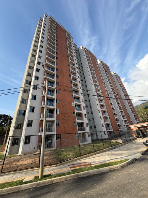 Apartamento de 3 alcobas en venta en Guayanas, Floridablanca, 62 m² · foto 16 de 16