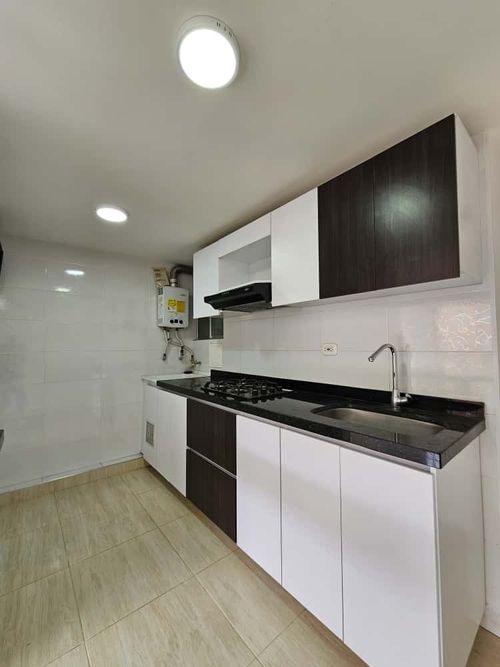Apartamento de 3 alcobas en venta en La Prosperidad, Madrid, 56 m² · foto 5 de 24