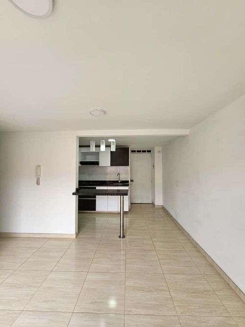 Apartamento de 3 alcobas en venta en La Prosperidad, Madrid, 56 m² · foto 6 de 24