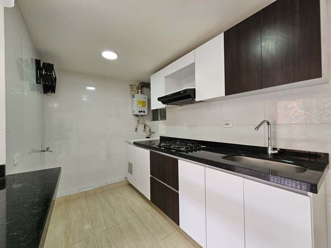 Apartamento de 3 alcobas en venta en La Prosperidad, Madrid, 56 m² · foto 12 de 24