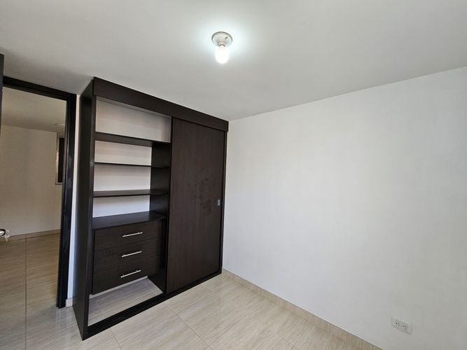 Apartamento de 3 alcobas en venta en La Prosperidad, Madrid, 56 m² · foto 16 de 24