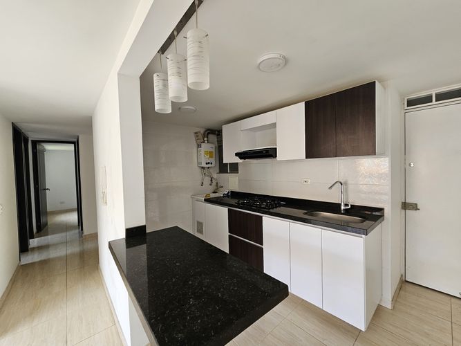 Apartamento de 3 alcobas en venta en La Prosperidad, Madrid, 56 m² · foto 13 de 24