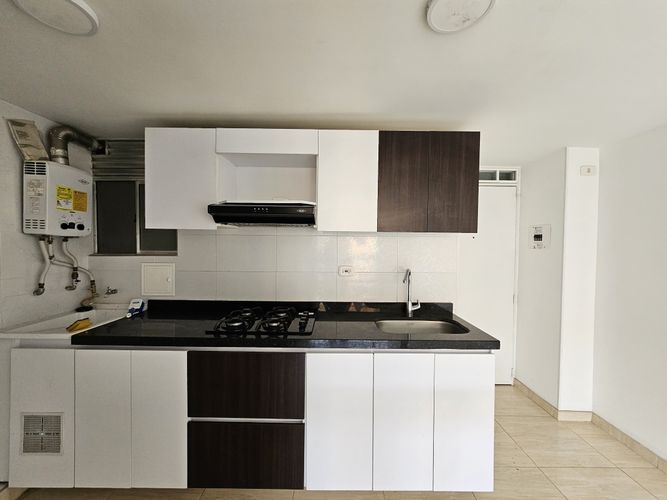 Apartamento de 3 alcobas en venta en La Prosperidad, Madrid, 56 m² · foto 14 de 24