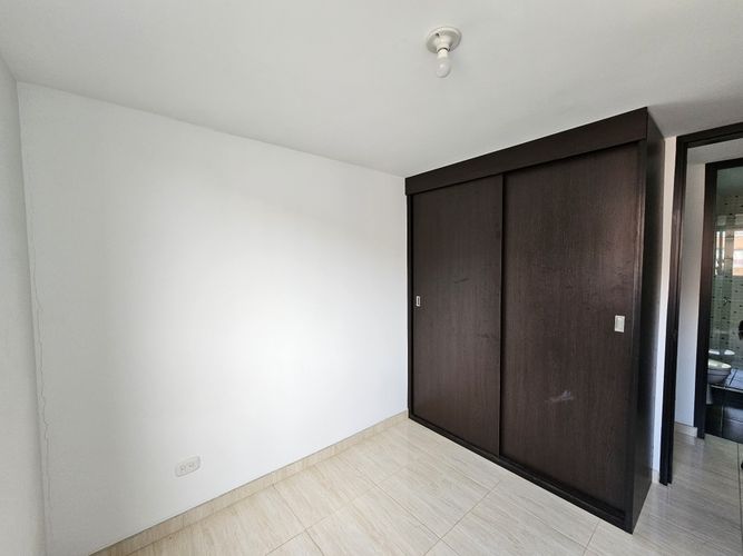 Apartamento de 3 alcobas en venta en La Prosperidad, Madrid, 56 m² · foto 17 de 24
