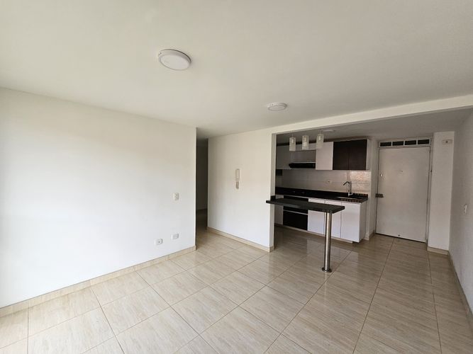 Apartamento de 3 alcobas en venta en La Prosperidad, Madrid, 56 m² · foto 11 de 24