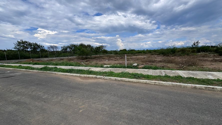 Lote en venta en Palmaseca, Yumbo, 4998 m² · foto 13 de 24