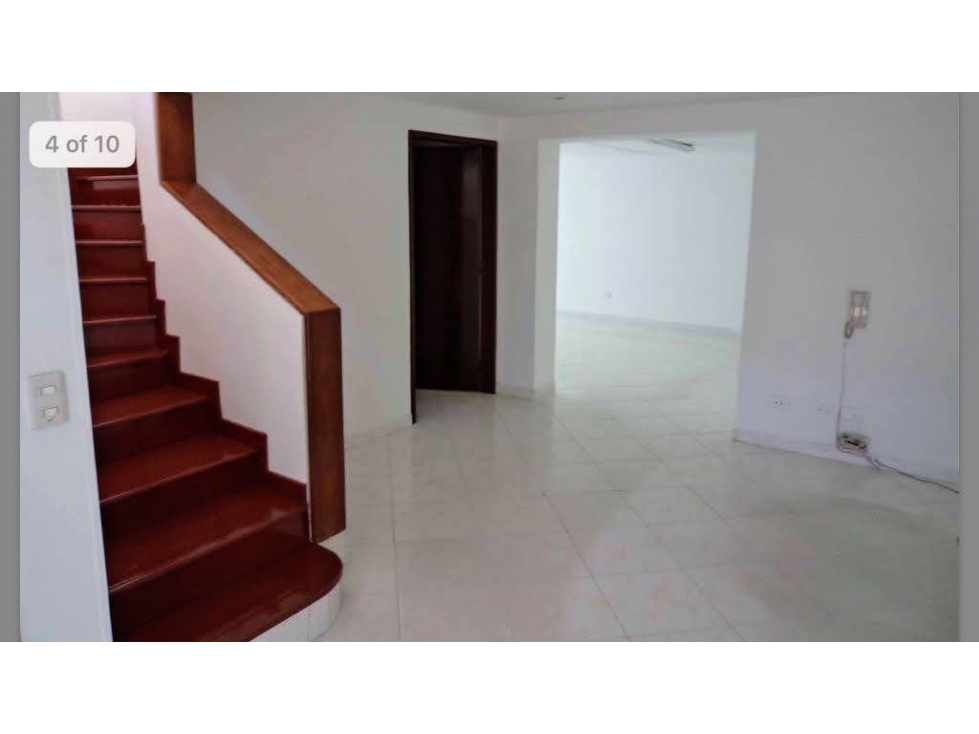 Casa en venta en Santa Paula, Bogotá · foto 3 de 17