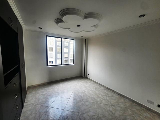 Apartamento en venta en Ciudad Salitre, Bogotá · foto 8 de 19