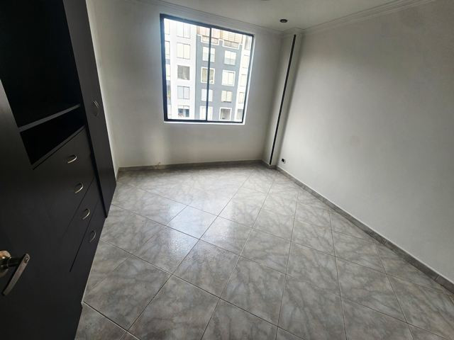 Apartamento en venta en Ciudad Salitre, Bogotá · foto 9 de 19