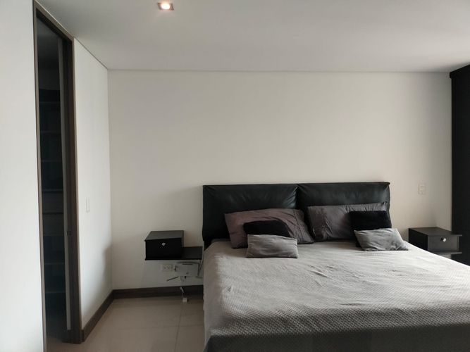 Apartamento de 3 alcobas en arriendo en El Poblado, Medellín, 120 m² · foto 11 de 17