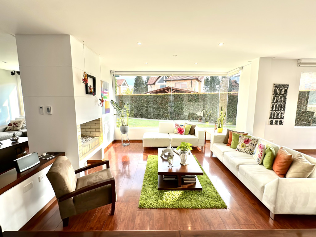 Casa en venta en Centro, Cajicá · foto 3 de 24