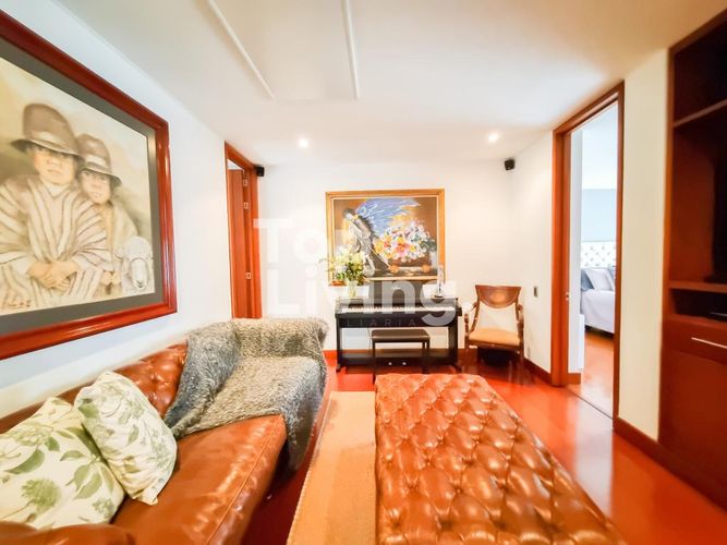 Casa de 4 alcobas en venta en Guaymaral, Bogotá, 381 m² · foto 13 de 24
