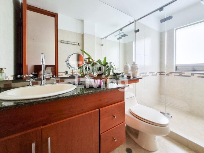 Casa de 4 alcobas en venta en Guaymaral, Bogotá, 381 m² · foto 21 de 24