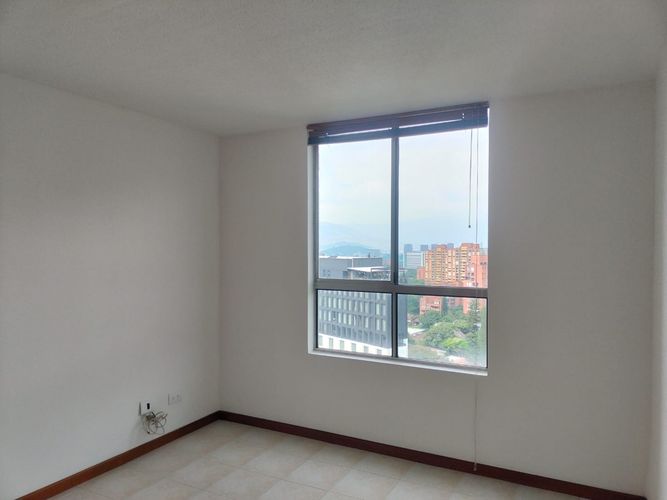 Apartamento de 3 alcobas en arriendo en El Poblado, Medellín, 80 m² · foto 6 de 17