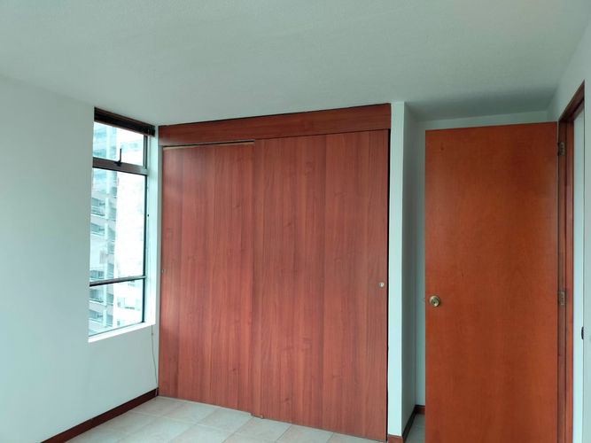 Apartamento de 3 alcobas en arriendo en El Poblado, Medellín, 80 m² · foto 11 de 17