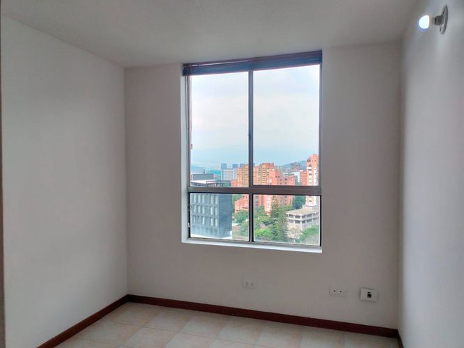 Apartamento de 3 alcobas en arriendo en El Poblado, Medellín, 80 m² · foto 16 de 17
