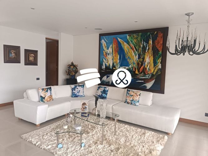 Apartamento de 4 alcobas en venta en El Poblado, Medellín, 208 m² · foto 14 de 17