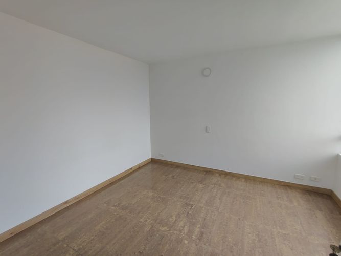 Apartamento de 2 alcobas en arriendo en El Poblado, Medellín, 62 m² · foto 8 de 15