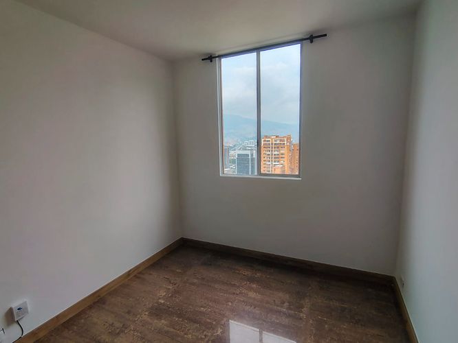 Apartamento de 2 alcobas en arriendo en El Poblado, Medellín, 62 m² · foto 13 de 15