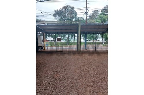 En venta Deposito con departamento en km 6.5 Ciudad del Este — foto 2