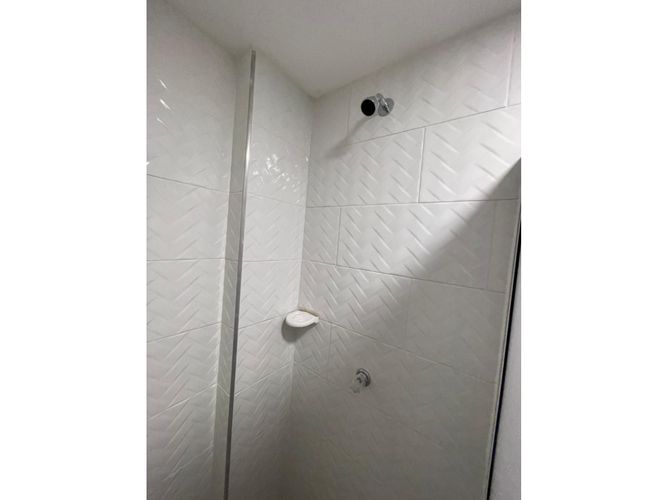 Apartamento de 3 alcobas en venta en Rio Prado, Girón, 43 m² · foto 4 de 16
