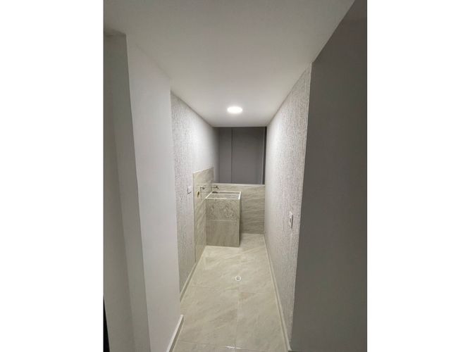 Apartamento de 3 alcobas en venta en Rio Prado, Girón, 43 m² · foto 16 de 16