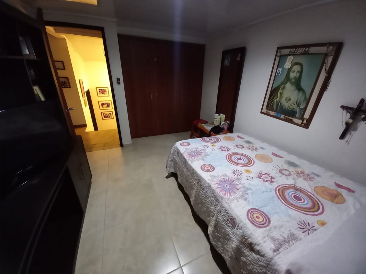 Casa en venta en Sacatin Viejo, Manizales · foto 9 de 24