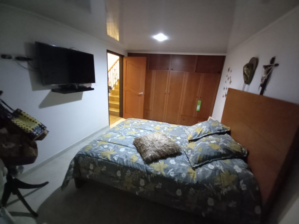 Casa en venta en Sacatin Viejo, Manizales · foto 10 de 24