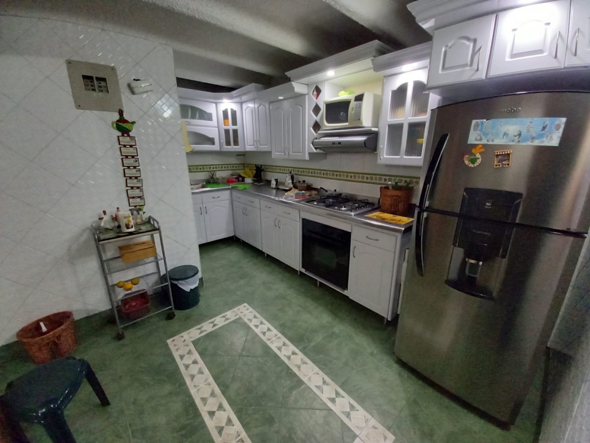 Casa en venta en Sacatin Viejo, Manizales · foto 18 de 24