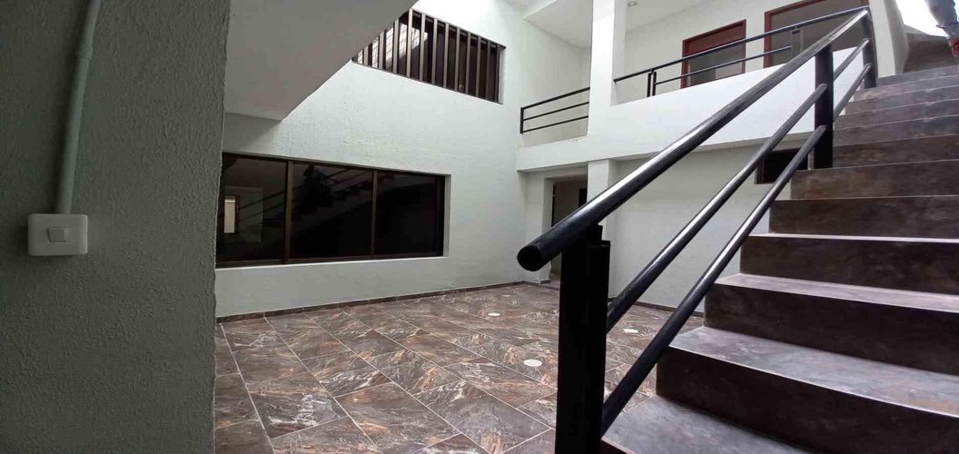 Oficina en arriendo en Maraya, Pereira, 30 m² · foto 9 de 23
