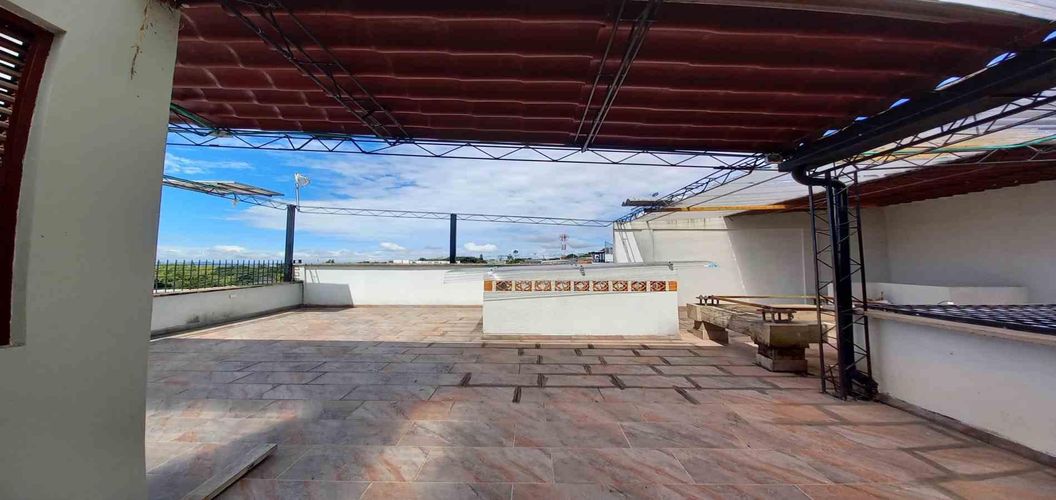 Oficina en arriendo en Maraya, Pereira, 30 m² · foto 13 de 23