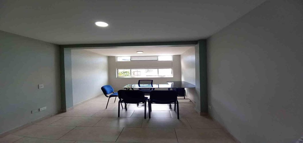 Oficina en arriendo en Maraya, Pereira, 30 m² · foto 19 de 23