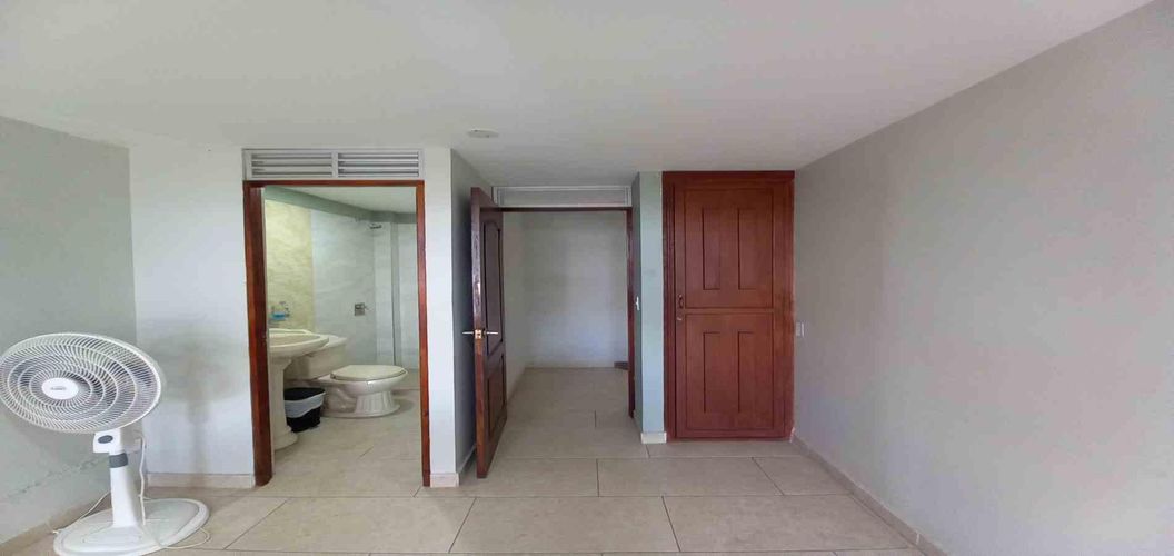 Oficina en arriendo en Maraya, Pereira, 30 m² · foto 22 de 23