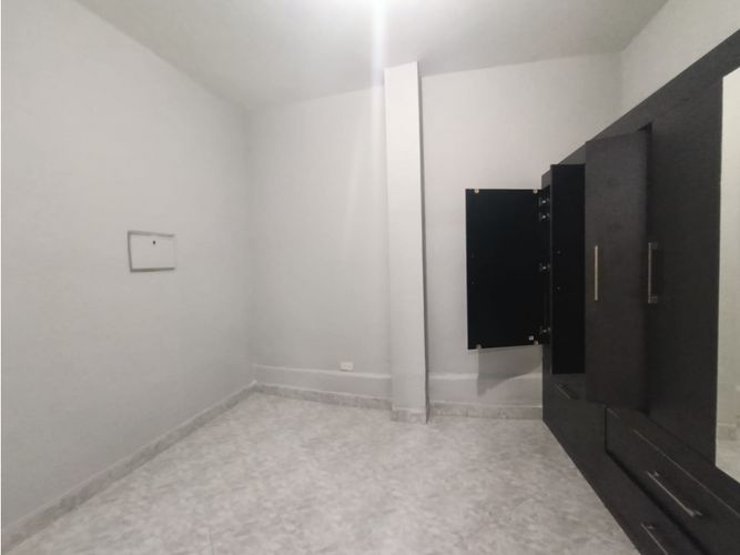 Casa de 4 alcobas en venta en Malta, Itagüí, 100 m² · foto 11 de 17