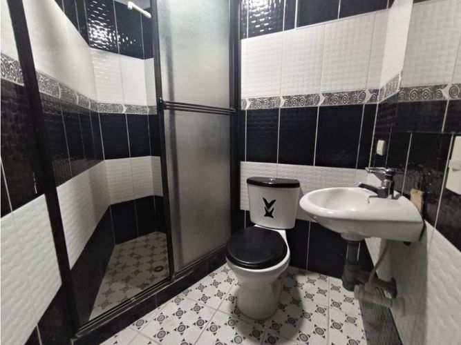 Casa de 4 alcobas en venta en Malta, Itagüí, 100 m² · foto 15 de 17