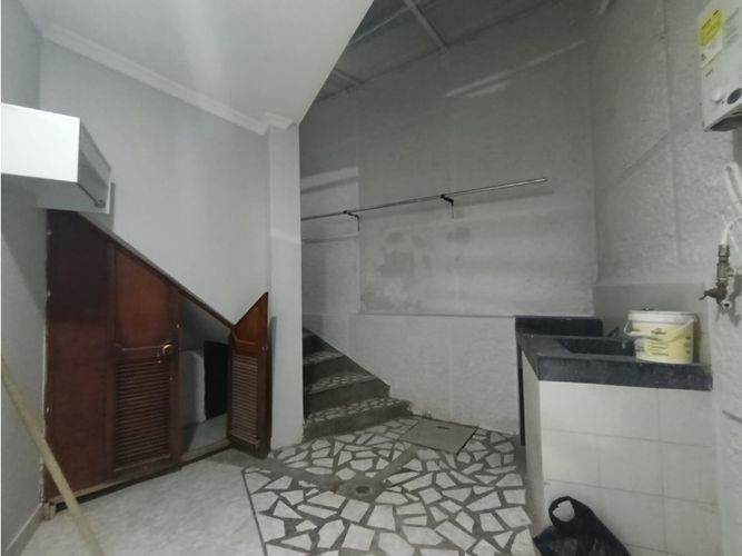 Casa de 4 alcobas en venta en Malta, Itagüí, 100 m² · foto 17 de 17