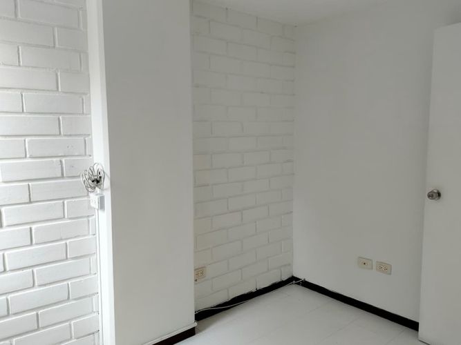 Apartamento de 2 alcobas en arriendo en El Poblado, Medellín, 58 m² · foto 13 de 16