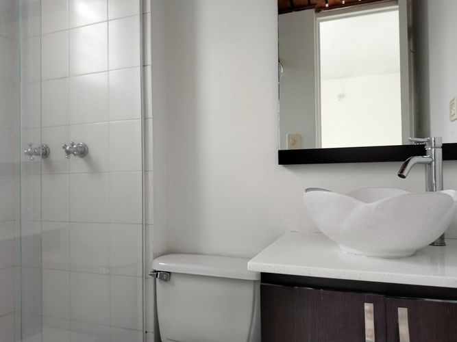 Apartamento de 2 alcobas en arriendo en El Poblado, Medellín, 58 m² · foto 15 de 16