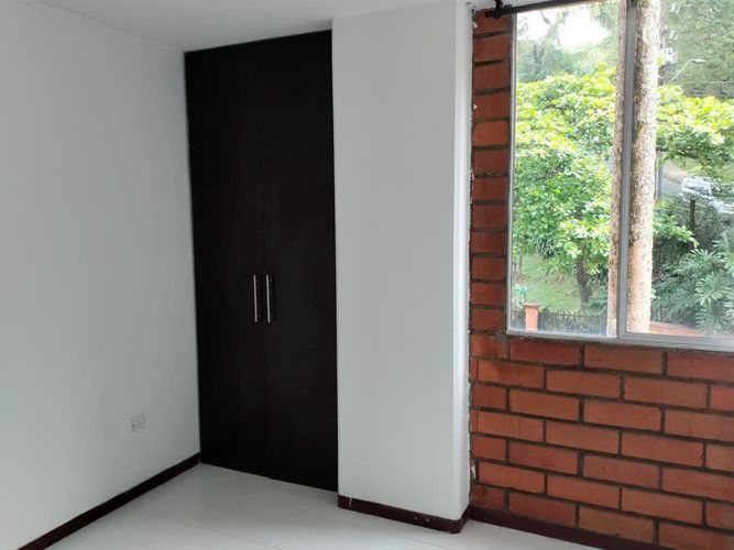 Apartamento de 2 alcobas en arriendo en El Poblado, Medellín, 58 m² · foto 8 de 16