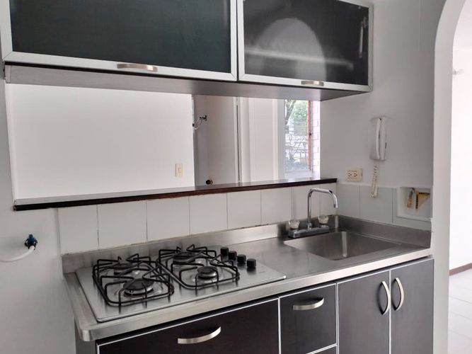 Apartamento de 2 alcobas en arriendo en El Poblado, Medellín, 58 m² · foto 6 de 16