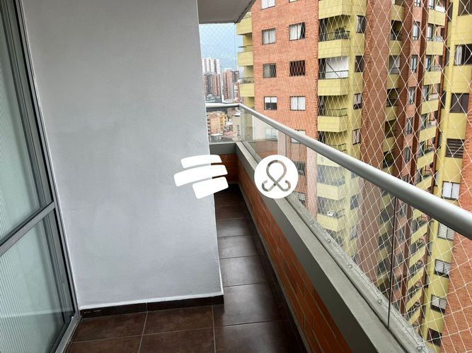 Apartamento de 3 alcobas en venta en Las Lomitas, Sabaneta, 75 m² · foto 4 de 23