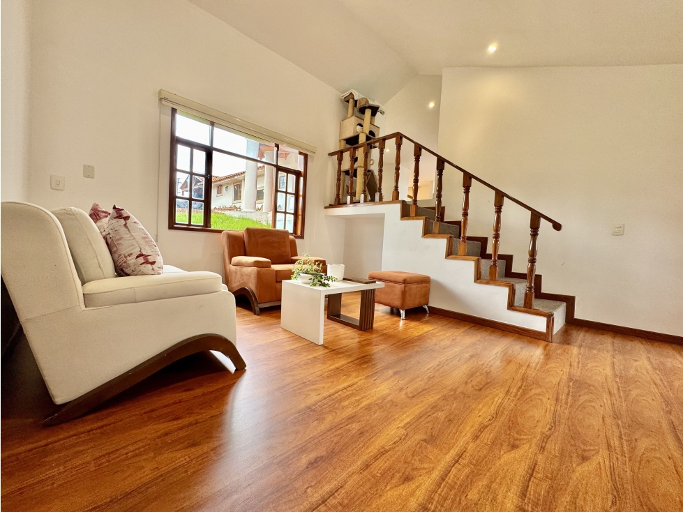 Casa en venta en Altos De Yerbabuena, Chía · foto 10 de 23