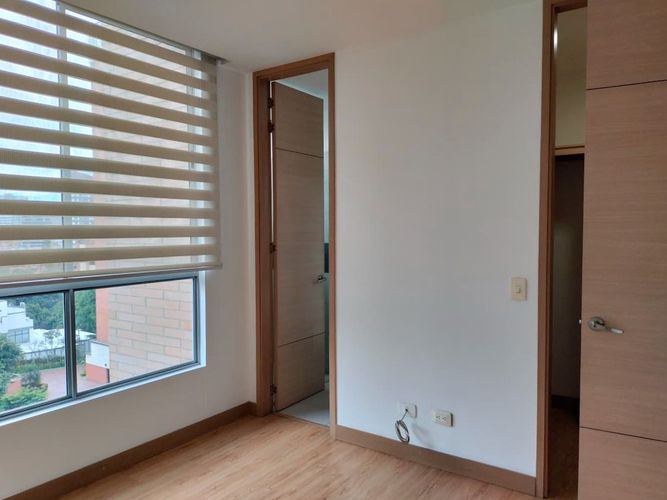 Apartamento de 3 alcobas en venta en El Poblado, Medellín, 187 m² · foto 13 de 19