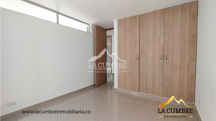 Apartamento de 3 alcobas en arriendo en Transversal Inferior, Medellín, 200 m² · foto 12 de 15